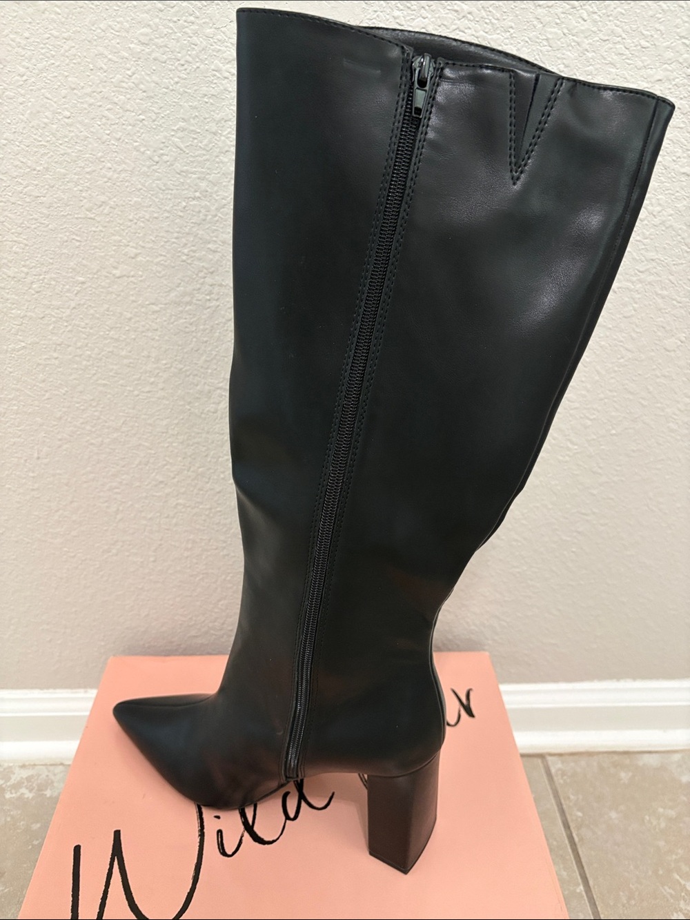 Pointed-Toe Mid-Calf Block Heel Boots